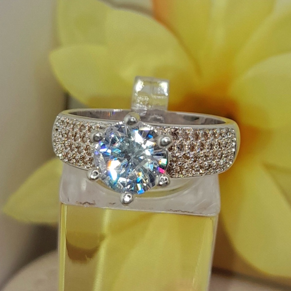 2ct Brilliant Cut Simulated Diamond Bling Ring